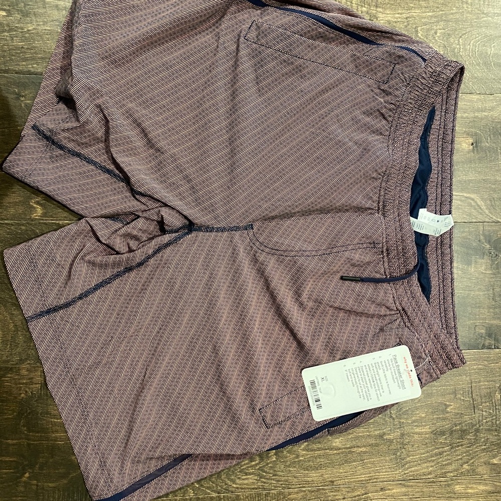 Lululemon Pace Breaker Short 9 w/ Liner - Size XL